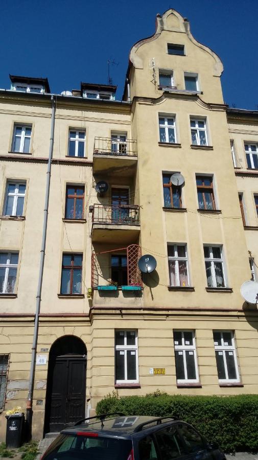 Urocze Studio Z Klimatem W Centrum Legnicy Legnica Eksteriør billede